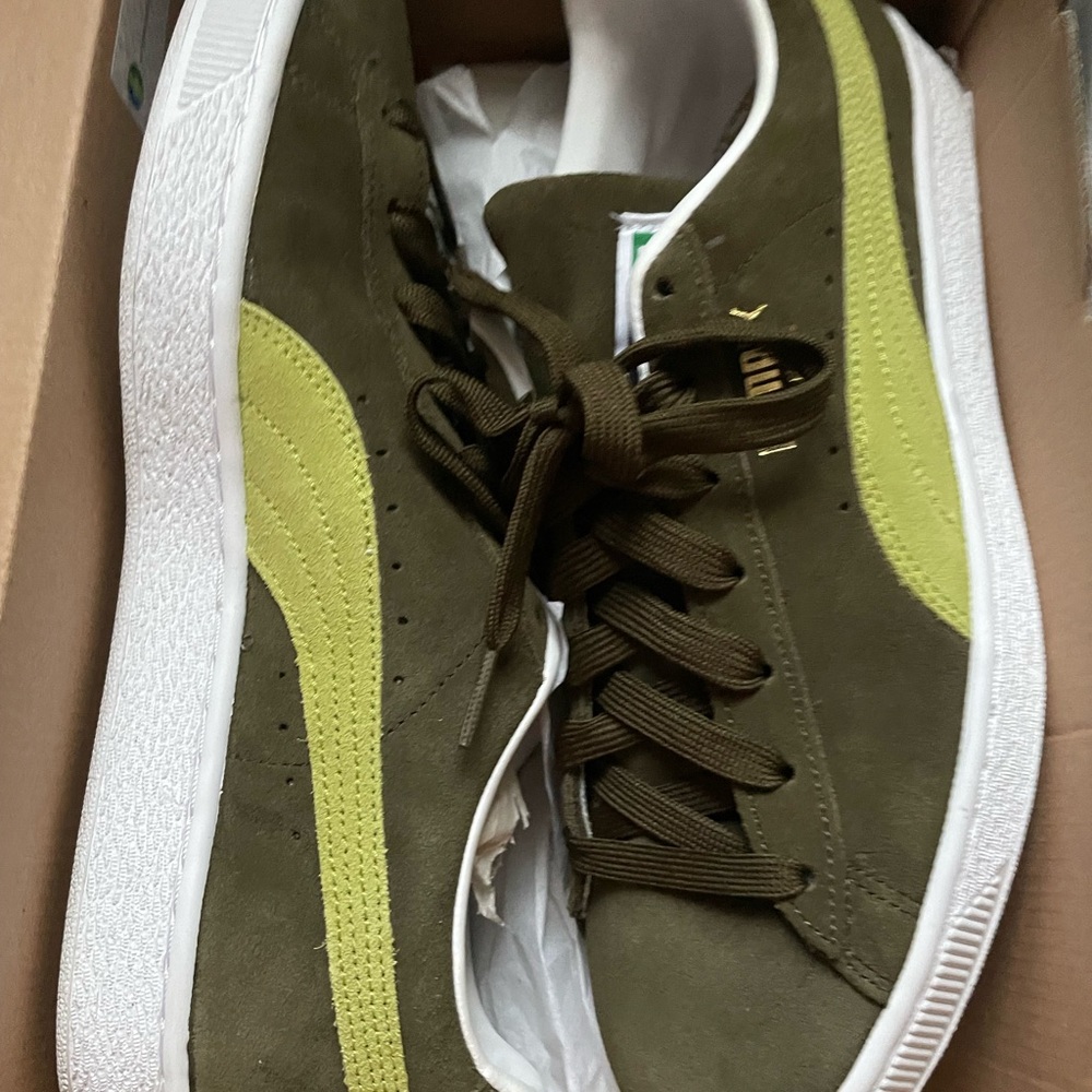 Puma suede deep olive tart apple